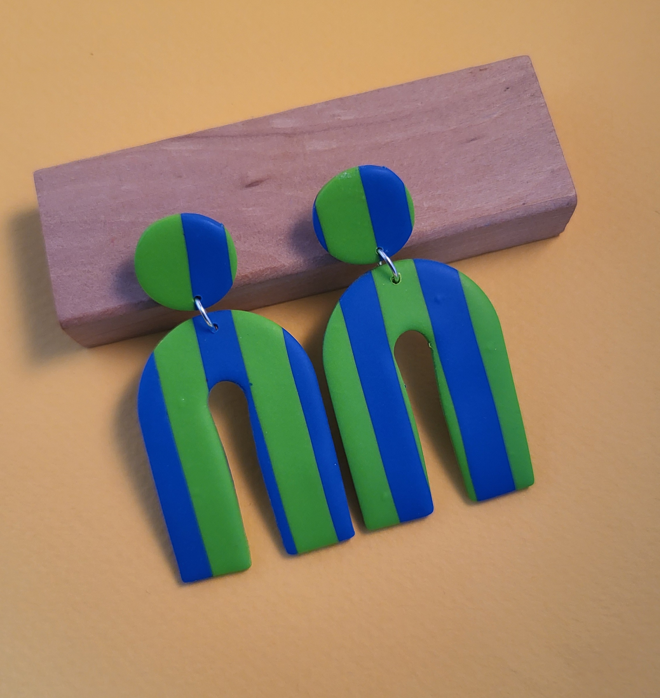 Boucles Sylvia rayées